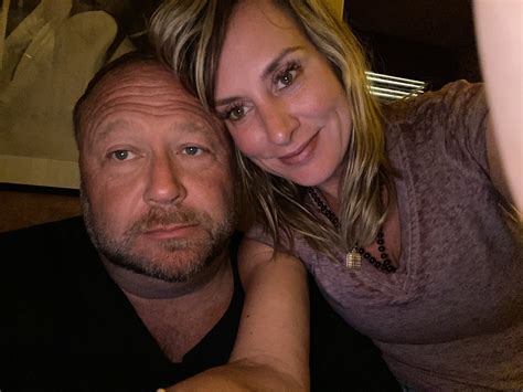 erika wulff jones nude|Alex Jones Sent Intimate Photo Of His Wife To Roger Stone,。